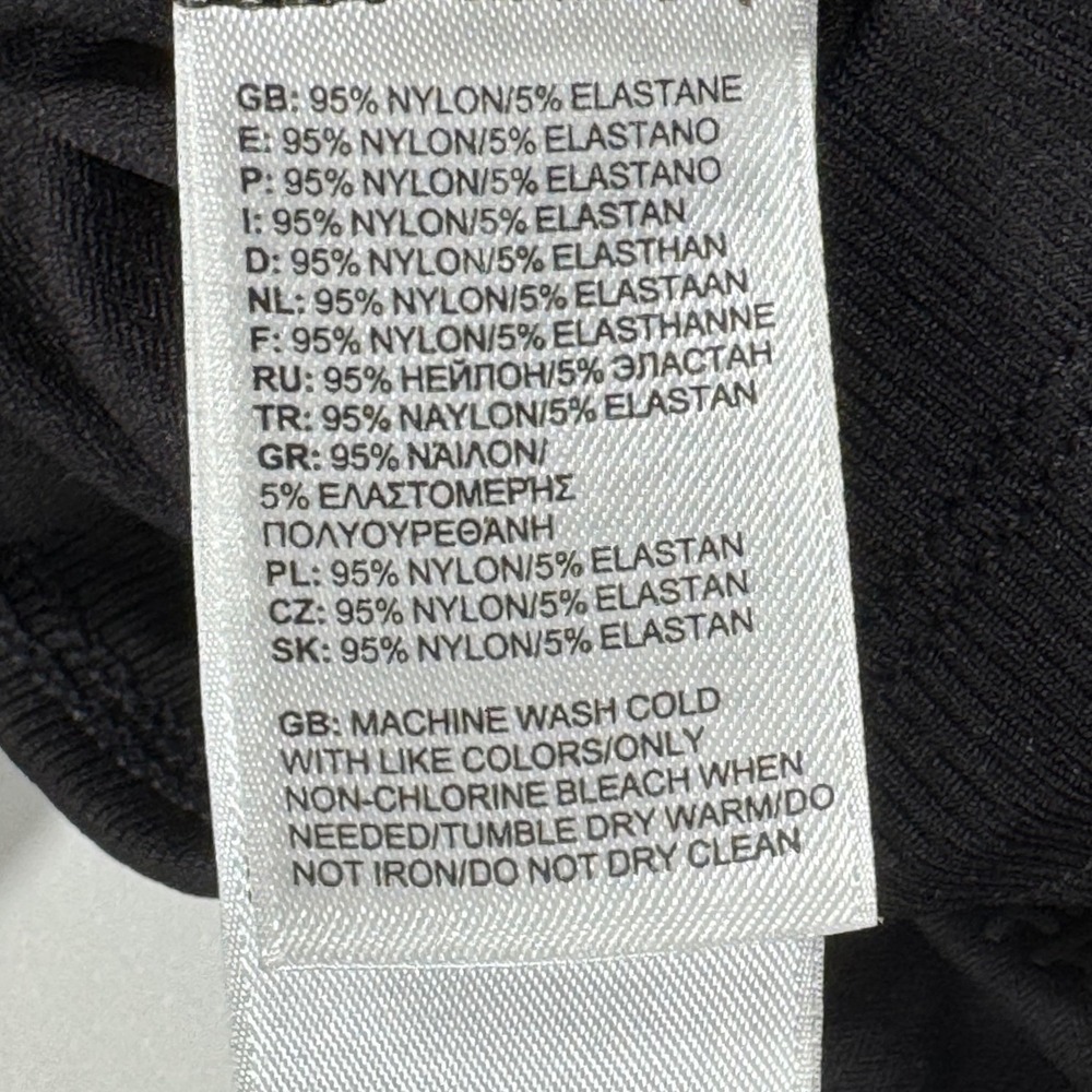 The North Face Aphrodite 2.0 Capri Pants Black Women's Small NF0A2UO6 Hiking - Picture 4 of 6
